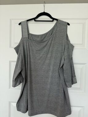 SHEIN Gray Cold-Shoulder Studded Sleeve Top
